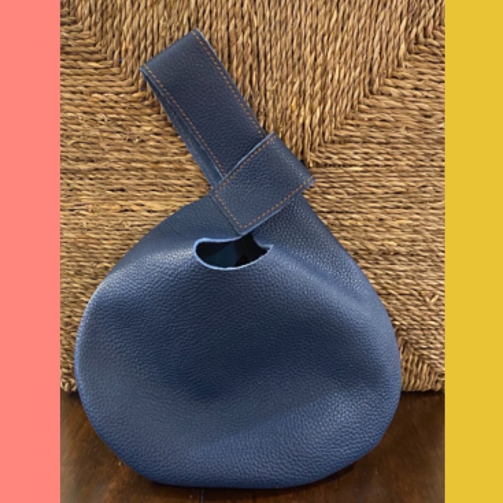Leather small shopper bag short long handle Italy